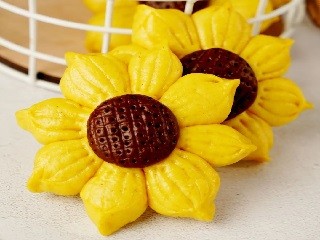 奶香向日葵馒头怎么做？