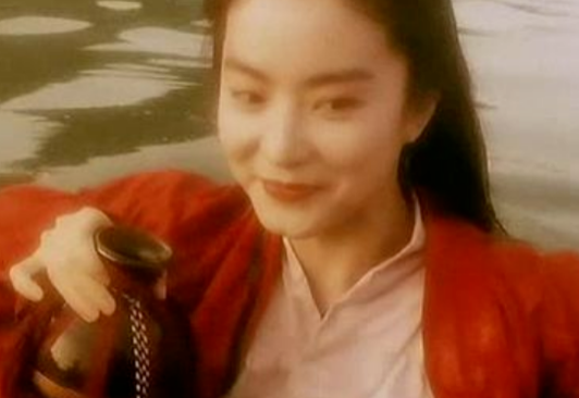 天下风云出我辈，一入江湖岁月催。宏图霸业谈笑中，不胜人生一场醉。谁写的