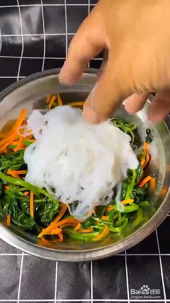 如何制作凉拌菠菜