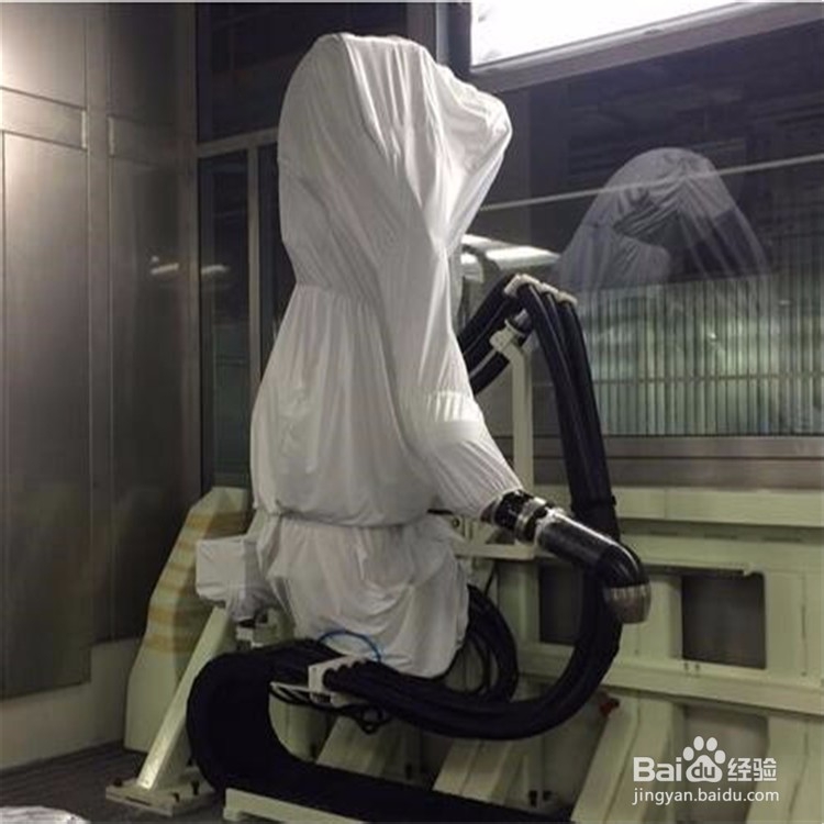 选择喷涂机器人防护服需要注意哪些问题