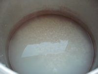 鲜虾银耳豌豆粥的做法