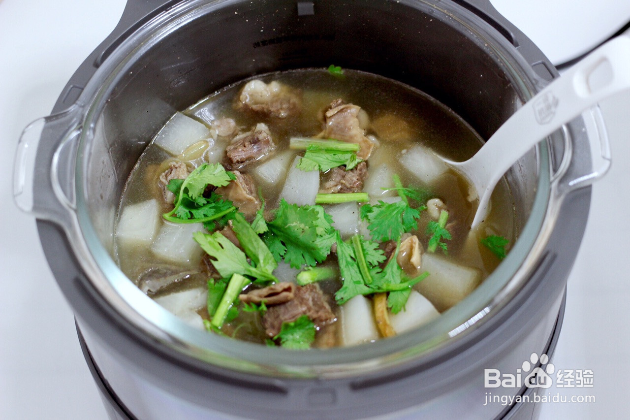 牛腩炖萝卜的做法