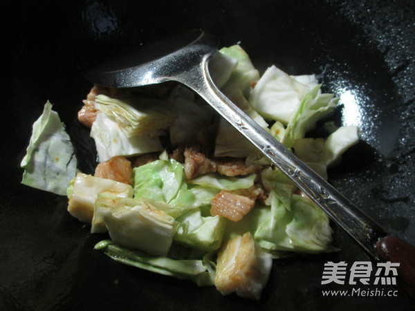 咖喱肉片圆白菜