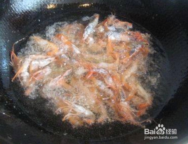 葱姜爆河虾怎么做更好吃更酥脆