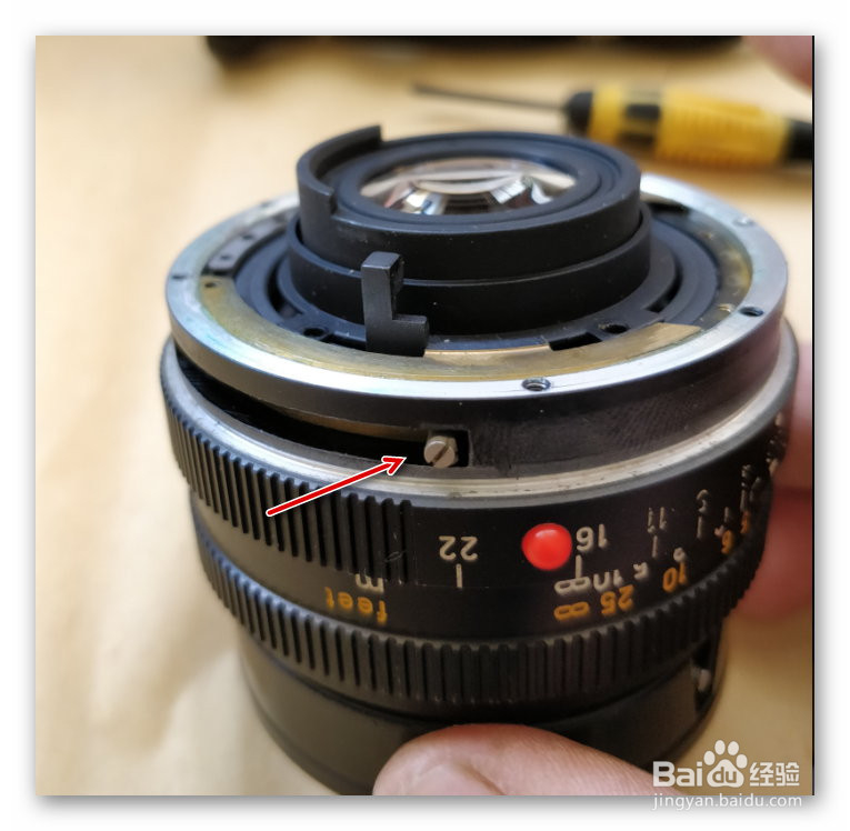 维修R28 调焦环松及对焦紧的问题