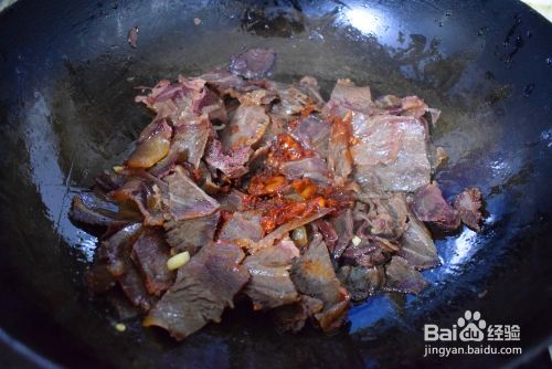 青菜煮牛肉怎么做好吃 青菜烧牛肉的家常做法