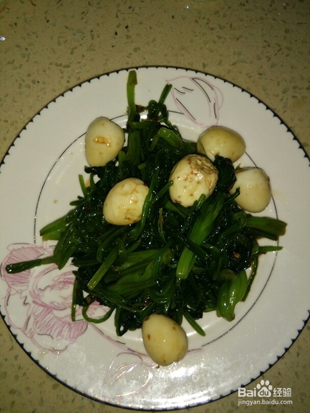 凉拌菠菜鹌鹑蛋