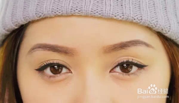 画眉毛的技巧。