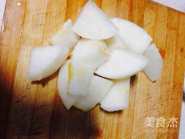 雪梨糖水的做法