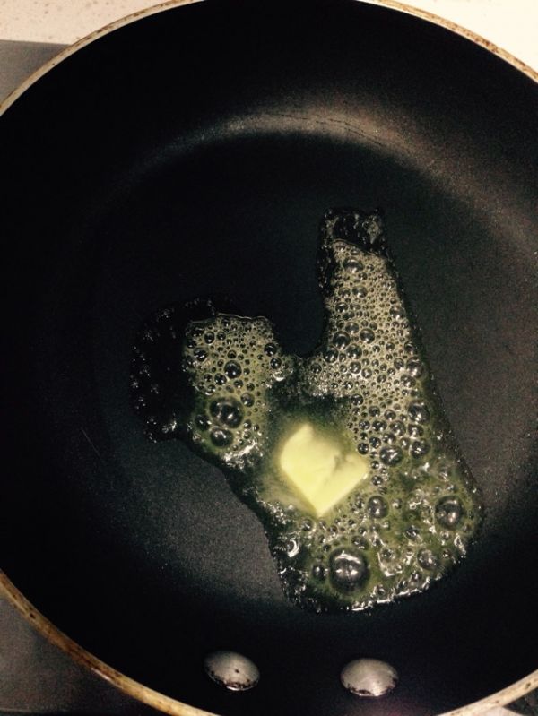 花生巧克力肉桂香蕉三明治