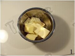 葡萄干杏仁面包