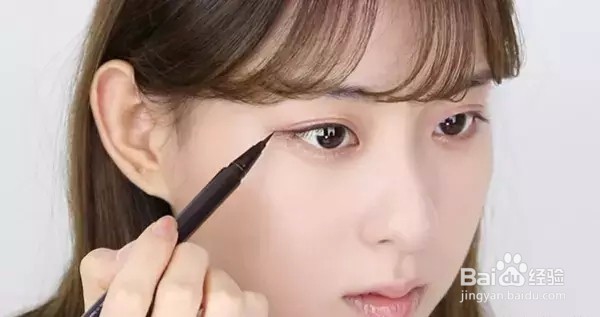 好看的淡妆是怎么化呢!