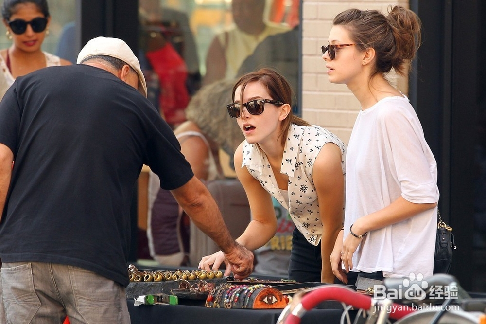 女孩上错车怎么办