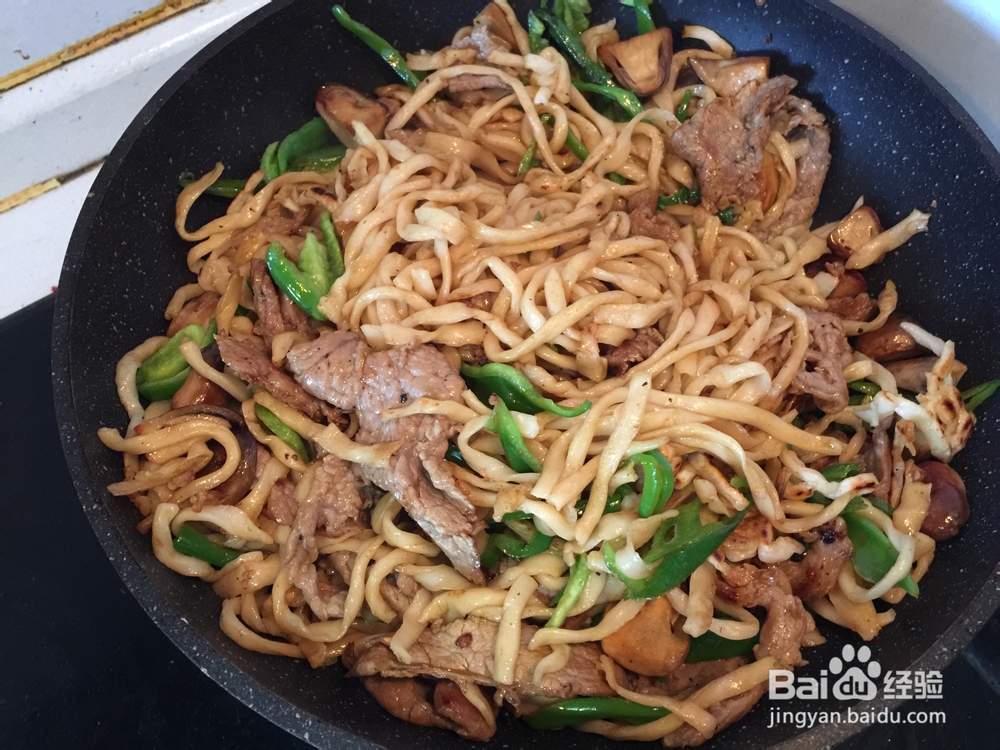 详细教你做牛肉草菇炒面