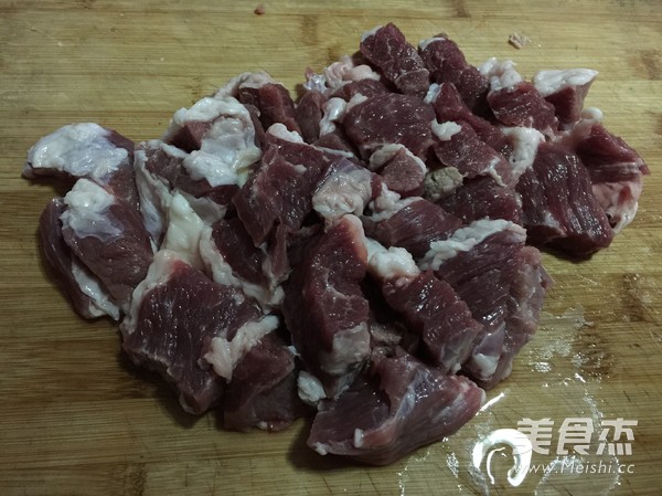 红烩牛腩的做法