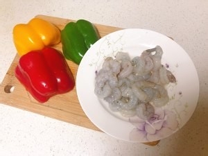 三椒虾仁营养美味