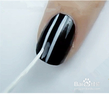 风骷髅头美甲教程