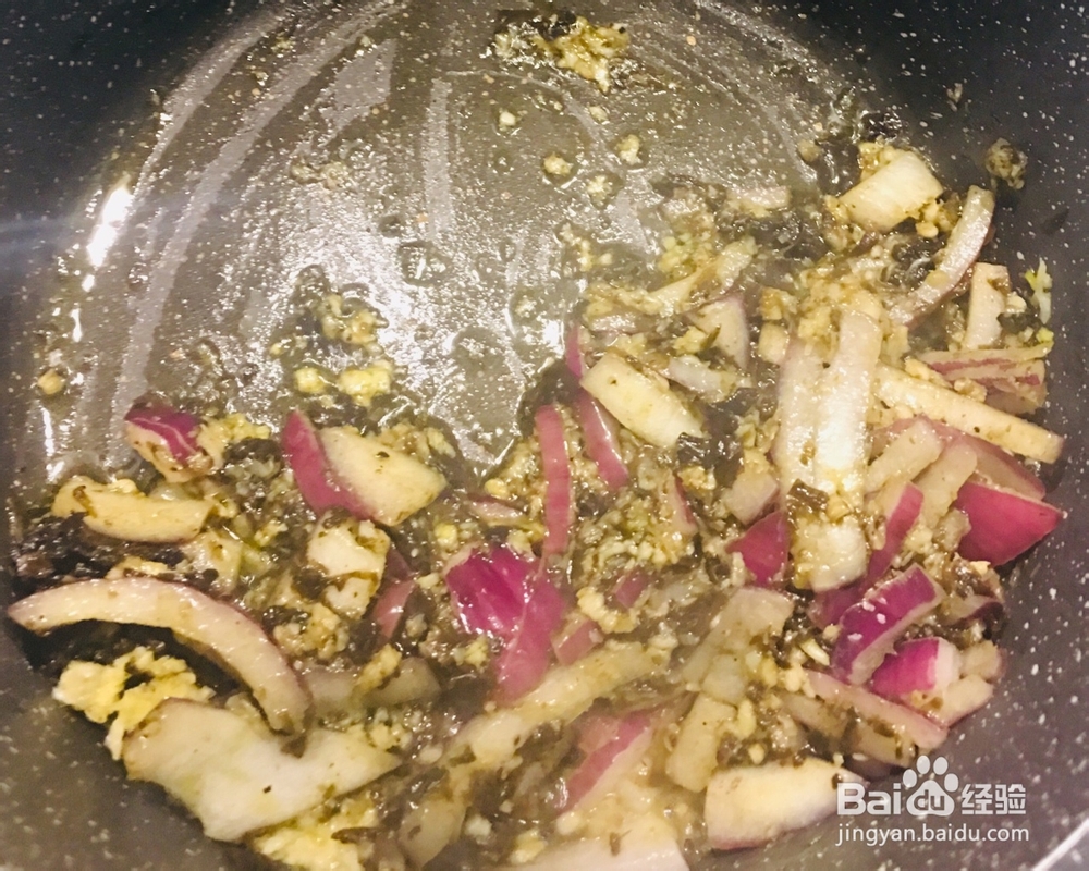 在家也能做的炒橄榄菜胡萝卜杏鲍菇