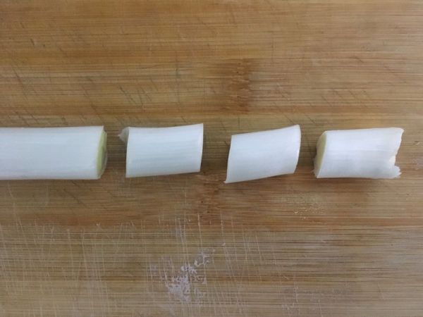 鲫鱼豆腐汤#优思明3·14 狗年第一波撒狗粮攻略#