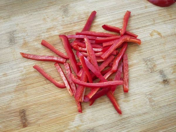 青笋丝拌折耳根