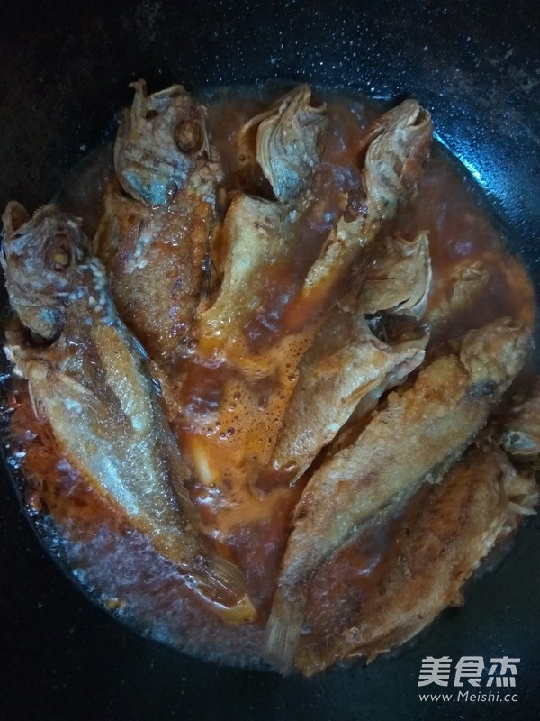 韩式辣酱烧小黄花鱼