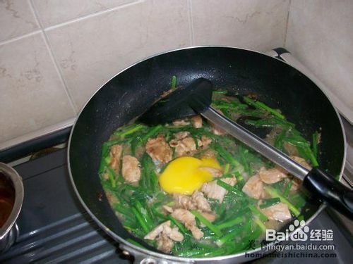 家常菜肴猪肉炒葱