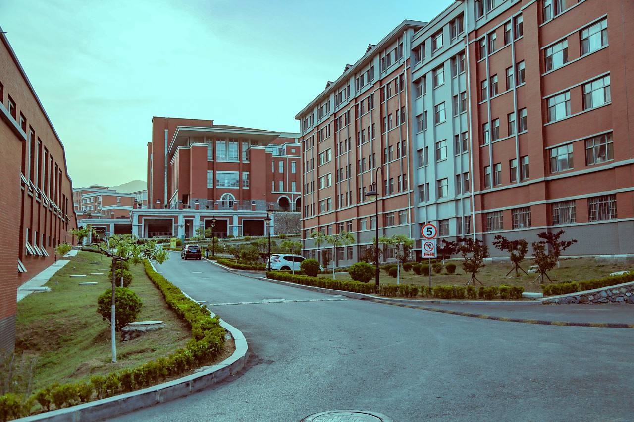 大连艺术学院英语有小分么