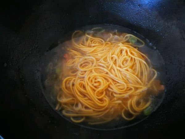 胡萝卜牛肉汤面#柏翠辅食节-营养佐餐#