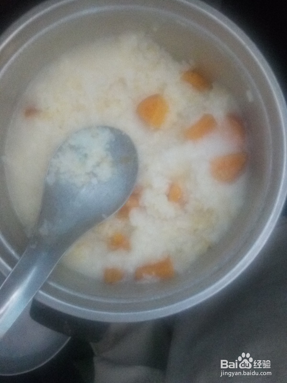 家庭早餐地瓜粥