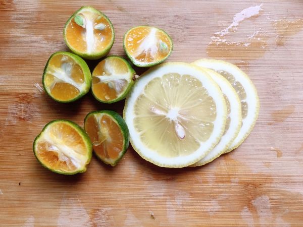 夏天经典酷爽饮品金桔柠檬