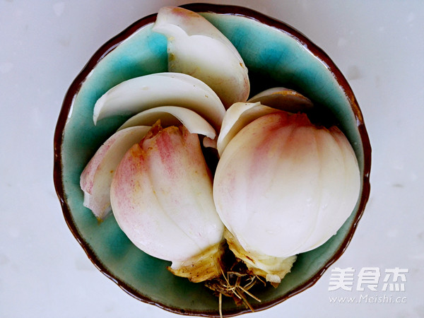 紫薯百合银耳羹