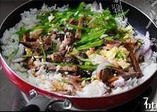 食补佳品青椒牛肉炒饭的做法
