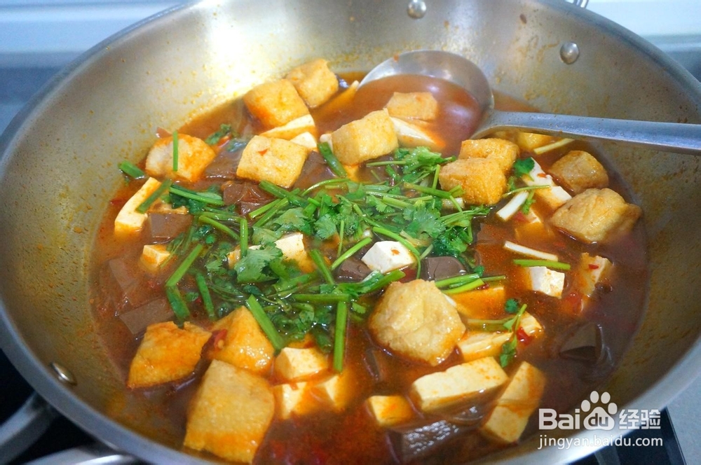 香辣爽口鸭血粉丝汤