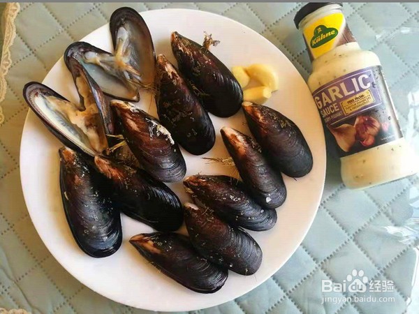 蒜蓉蒸青口的做法