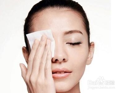 卸妆过程必不可少