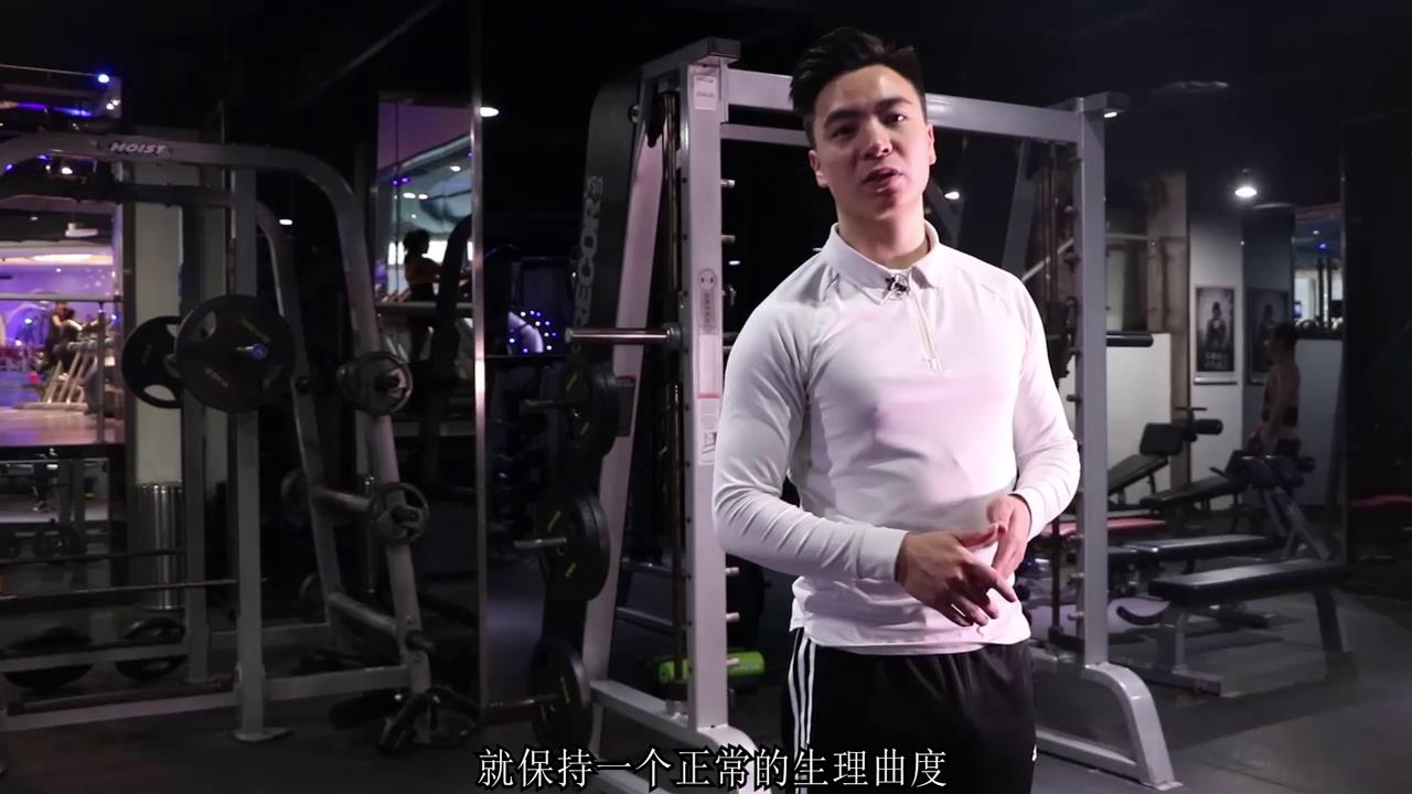 臀腿训练，杠铃硬拉动作教学