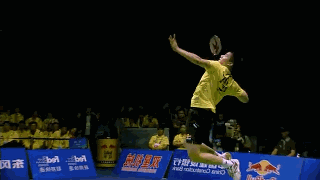 如何快速判断羽毛球来球路线和落点