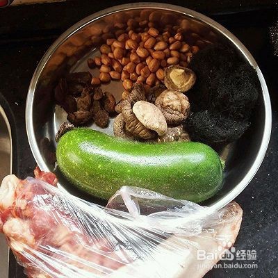 猪利煲汤做法