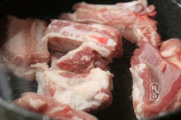 苦瓜黄豆排骨汤