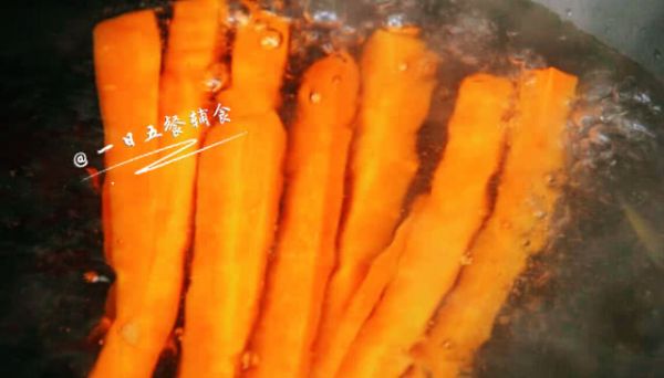 桃红大虾寿司卷