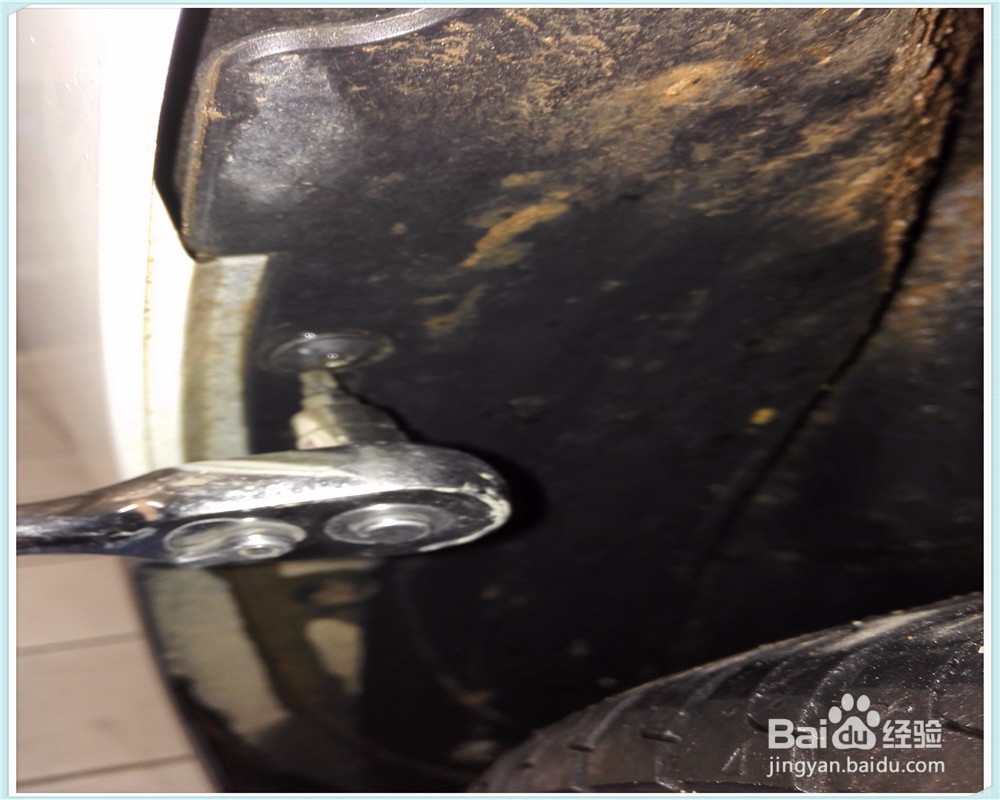 新捷达的后保险杠怎么拆解