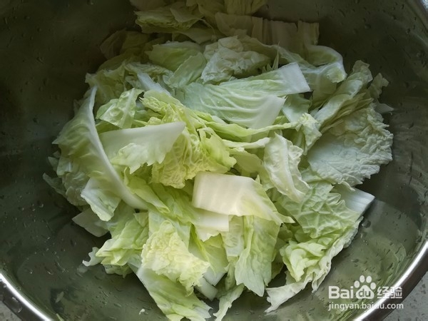 油豆腐炖白菜