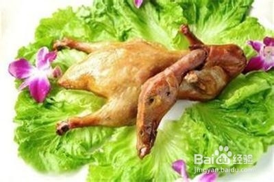 有助于排毒的食物：[1]