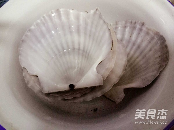 蒜蓉粉丝蒸扇贝