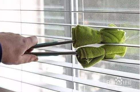 不拆纱窗快速清洗纱窗