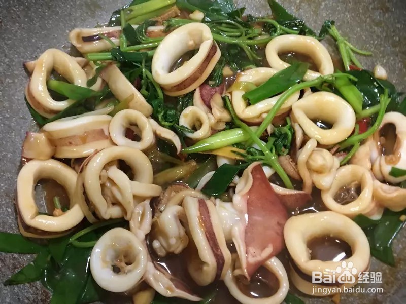 怎样做出家常菜系列之酱炒鱿鱼圈