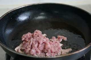 榨菜牛肉胡萝卜面