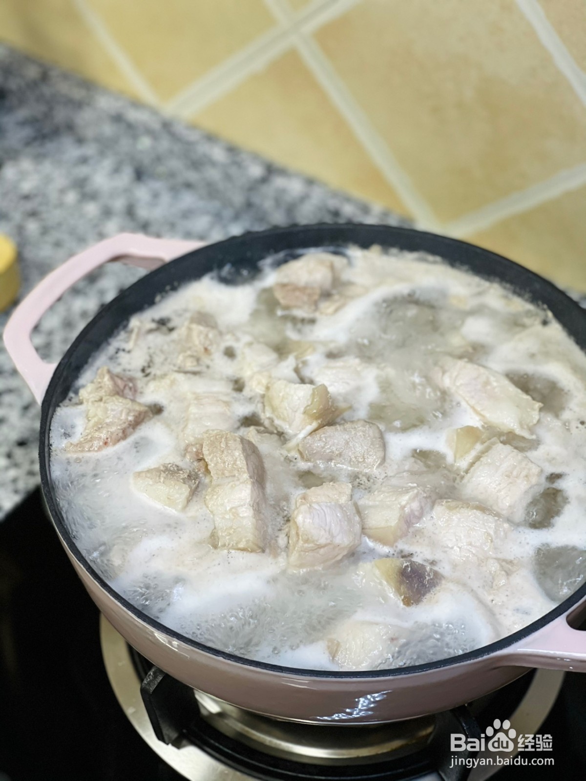 红烧肉卤蛋的做法