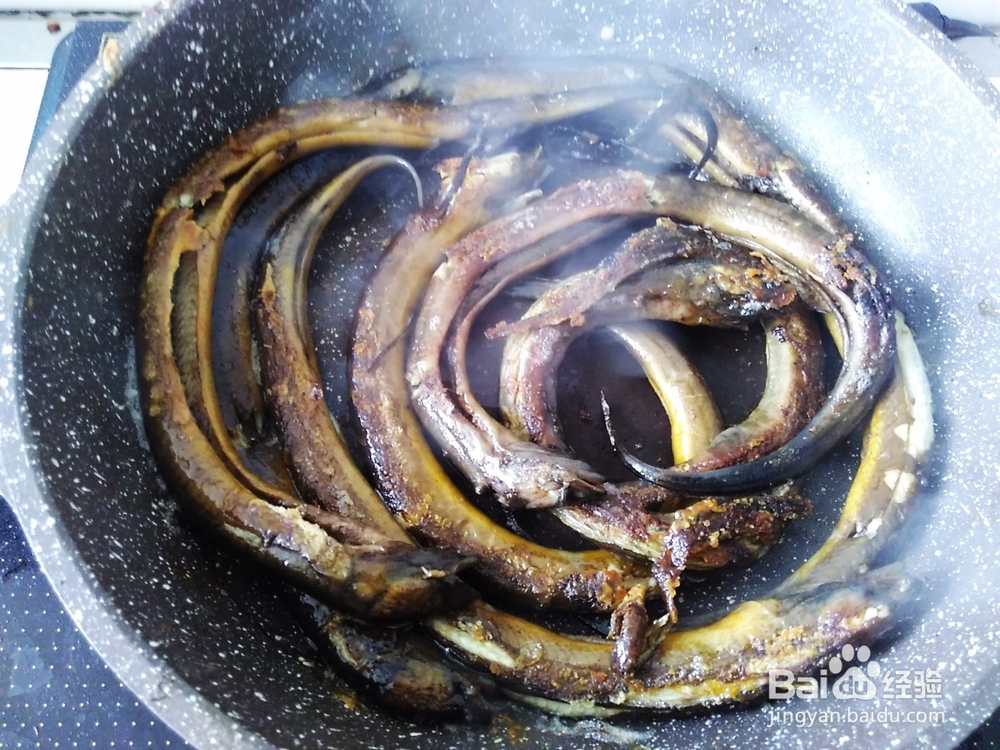 尖椒丝爆黄鳝的做法