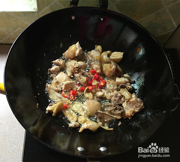 熏豆干焖烧鸡块的做法